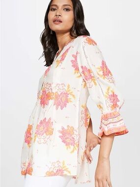 Charcoal New Medium V-Neck Tunic Blouse White with Pink & Yellow Flowers